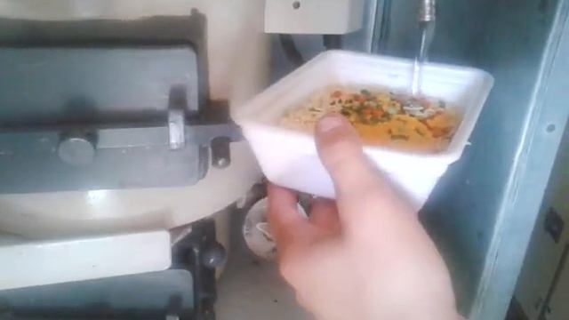 Новая лапша Ролтон со вкусом курицы за 88.89  рубл