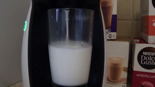 приготовление Latte в кофемашине Nescafe Dolce Gusto