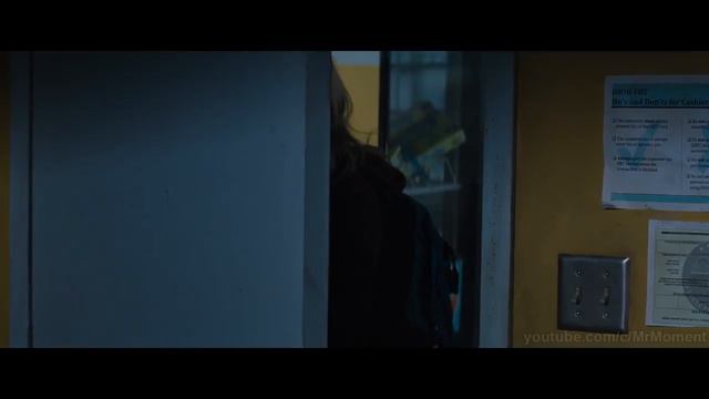 Покажи вторую руку! Я боюсь, что у меня тогда кишки вывалятся. Начало фильма '5-я волна'. 2016 смотреть онлайн