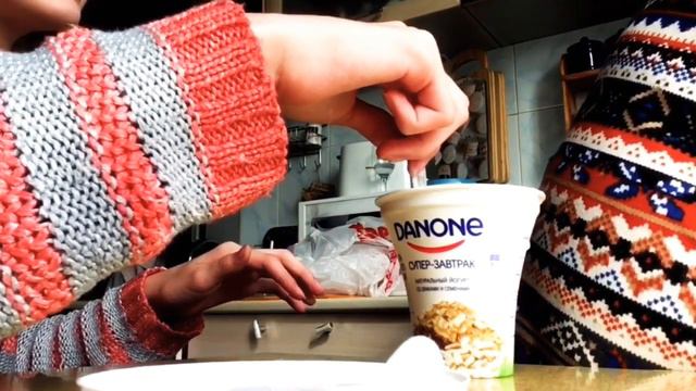 VLOG // Как мы проводим выходные ? || Сделали пародию на наше старое видео ! ♥️♥️🤪 смотреть онлайн