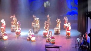 Барабанное шоу Taiko inspiration японские барабаны тайко