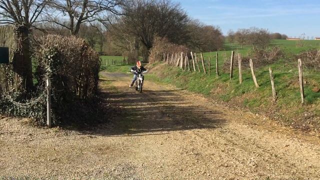 YCF PILOT F150 смотреть онлайн