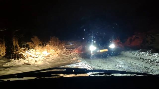Amatorski test w śniegu opon zimowych Taurus Winter ( Kormoran Snow / Riken Snow ) смотреть онлайн