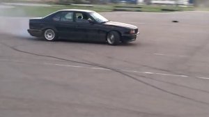 ДРИФТ БМВ Е34