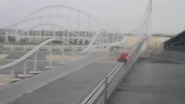 formula rossa - самая быстрая в мире горка. 0-240км/ч = 4,9сек