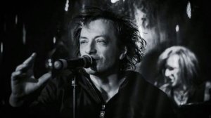 Песня группы Агата Кристи "истерика"