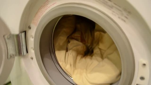 Как стирать пуховые подушки в стиральной машине смотреть онлайн