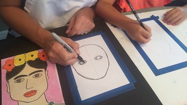 Self Portraits in the Style of Frida Kahlo смотреть онлайн