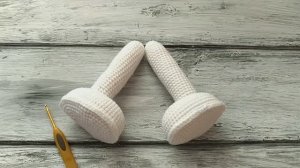 Вязание крючком - Зайка в стиле Тильда Часть √6 Ножки.