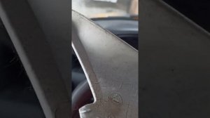 Как снять накладку передней стойки. Лада Гранта.