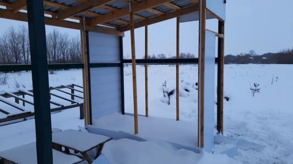 31. Обшить душ пластиком было моей ошибкой. С Новым 2022 Годом!