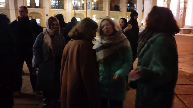 Супер хит, Звери - Просто такая сильная любовь, на Думской выступает группа Айдахо!)