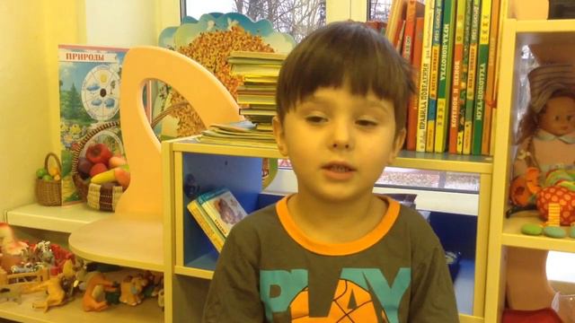 Страна читающая—Кирилл Елисеев читает произведение «А как нам добрые слова нужны» М.С.Лисянского смотреть онлайн