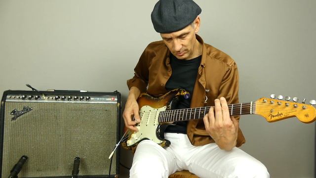 Hermida Zendrive In Front Of A 1971 Fender Pro Reverb