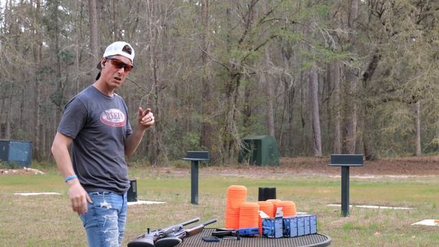 Beretta A400 Xcel VS SKB RS300 | Shotgun Showdown смотреть онлайн