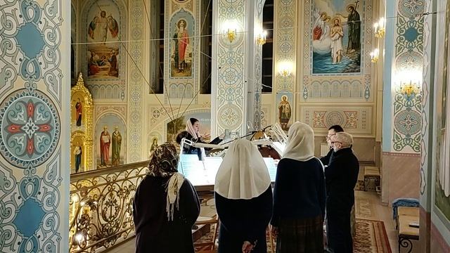 «Ангельский собо́р».Тропари "По непорочных" (Киевский распев). Регент Екатерина Артюхова. смотреть онлайн
