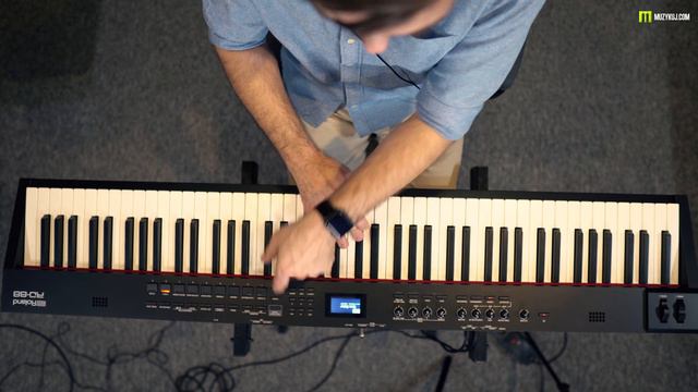 ROLAND RD 88 SYNTH SCENES