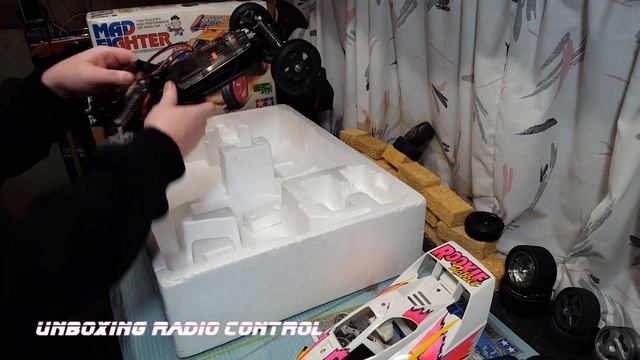 Unboxing 1991 Rookie Rabbit Kit (used) 1/10 RC Tamiya 57501 смотреть онлайн