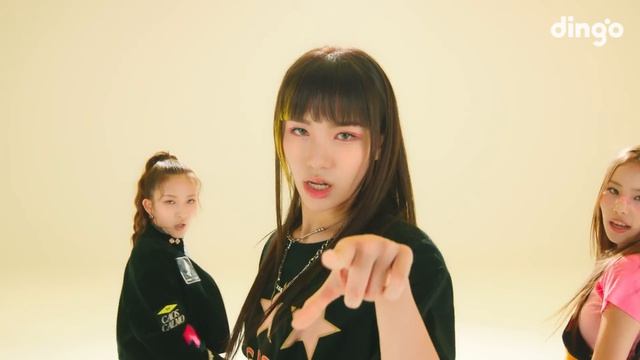 영파씨(YOUNG POSSE) – MACARONI CHEESE | [COLOR DANCE] | 4K Performance Video | DGG | DINGO смотреть онлайн
