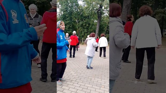 танцы кому заа..! Саранск. Пролетарский парк. 8 сентября. 2023 год. смотреть онлайн
