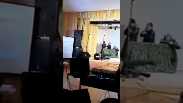 Сценка в сельском клубе "Современные охотники" смотреть онлайн