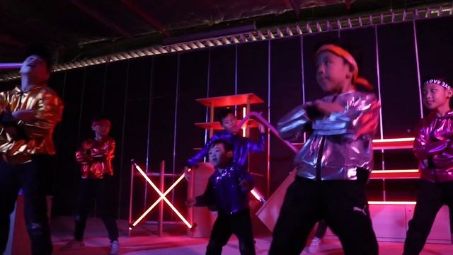 Urban Terrain Grooves (U.T.G) Kids- Boys | Chicken Noodle Soup | J-Hope