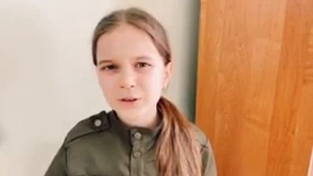 #СозвучиеСердец - Эвелина Енко (стихотворение Ольги Берггольц "Разговор с соседкой") смотреть онлайн