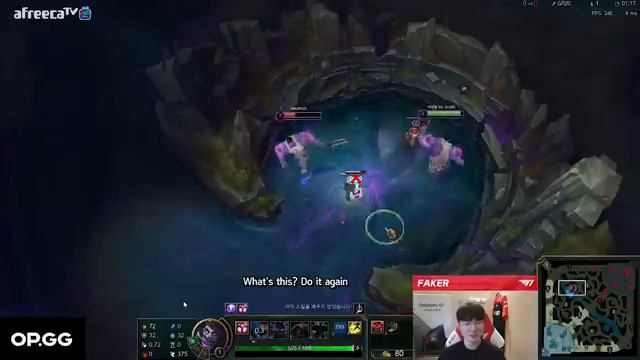 Faker playing Mundo dodge ball with fans | T1 cute moments смотреть онлайн