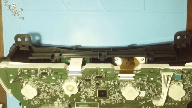 Тойота Камри как скрутить пробег  Toyota Camry 40 второй раз сматываем пробег