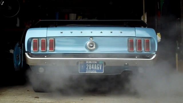 Cold start 351-4V Cleveland 1969 Mustang смотреть онлайн