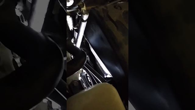 Как ослабить натяжитель обводного ремня на TOYOTA ALION двигатель 1zz смотреть онлайн