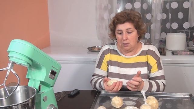 КАЗАЧКА опять УЧИТ ЖИТЬ в интернете! ПЕЛЬМЕНИ из ТЕСТОМЕСА смотреть онлайн