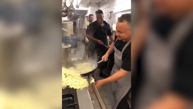 60 САМЫХ НЕЛЕПЫХ МОМЕНТОВ, СНЯТЫХ НА КАМЕРУ