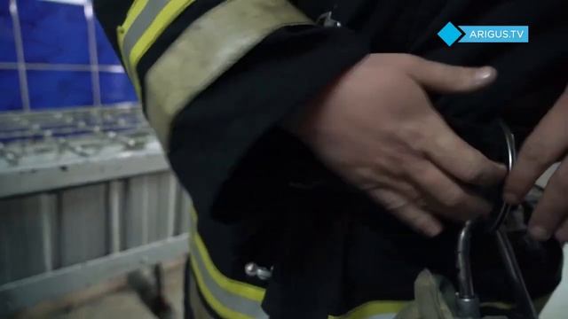 Леонид Емельянович I Профессия пожарного смотреть онлайн