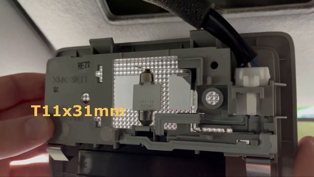 Замена лампочки освещения салона Suzuki Xbee смотреть онлайн