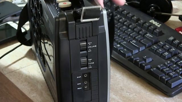 Sanyo M3000 смотреть онлайн