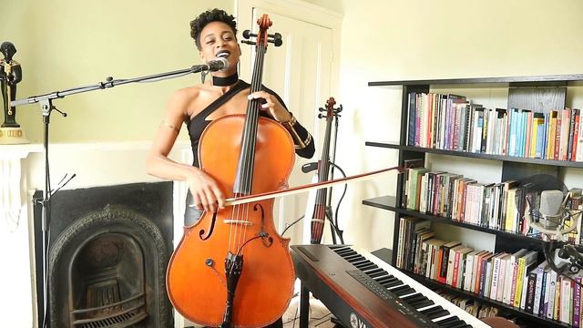 #RoyalAlbertHome: Ayanna Witter Johnson – Roxanne (The Police cover) смотреть онлайн