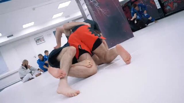28 июля BJJ #НАРАЙОНЕ смотреть онлайн