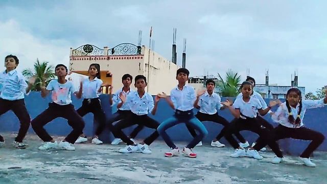 #NATU NATU COVER SONG||RRR MOVIE||NTR||RAMCHARAN||RAGHAVENDRA DANCE ACADEMY..#trending#song