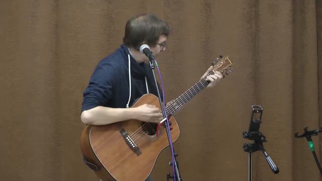 Алексей Дериглазов "Праздник", "Мы вышли с тобой за рамки...", "Билет в один конец", "Ты здесь" смотреть онлайн