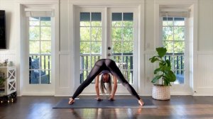 Morning Yoga Flow | 20 Min Awakening Yoga Class to Feel Good | Yoga with Kate Amber