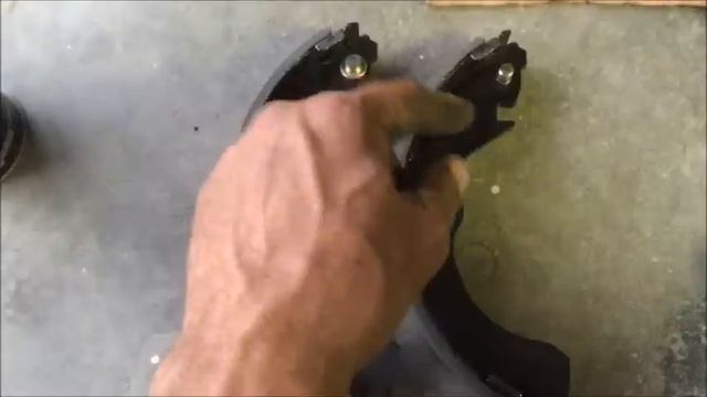 2002 Mazda Tribute Rear Brakes Replacement, Easy смотреть онлайн