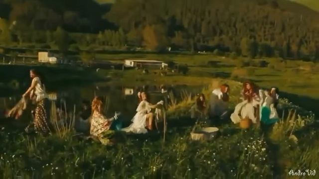 ЦЫГАНОЧКА С ВЫХОДОМ ИЗ ЗА ПЕЧКИ - Дилижанс смотреть онлайн