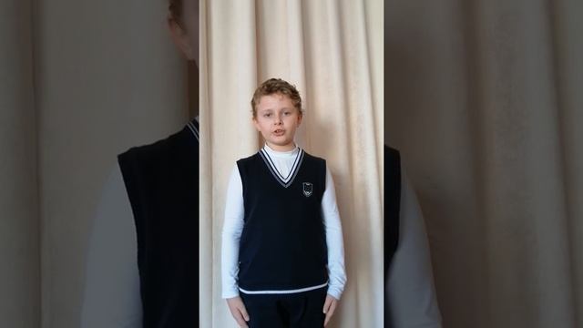 Юрий Коринец "Неизвестный солдат" читает Собчук Филипп смотреть онлайн