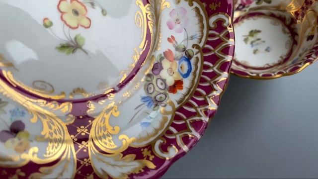 Чайно-кофейное трио Coalport в прекрасном состоянии смотреть онлайн