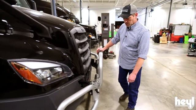 2022 FREIGHTLINER CASCADIA TRUCK TOUR смотреть онлайн