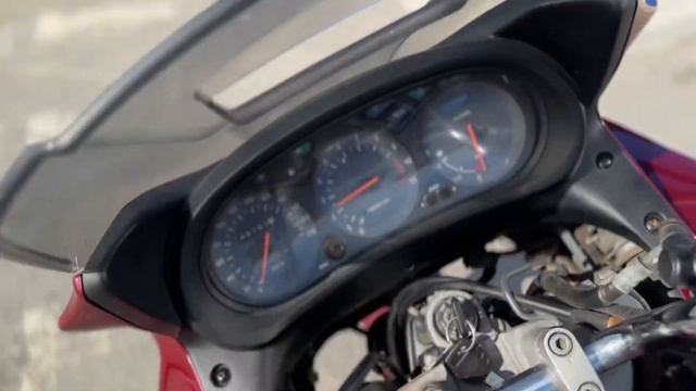 Yamaha XJ900S Diversion из Европы. Холодный запуск ? смотреть онлайн