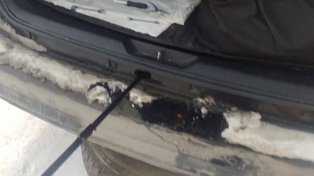 Как снять запасное колесо на Фортунере. Toyota Fortuner BLACKBLACK 2022. Пробег 39600 км смотреть онлайн