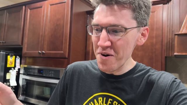 A Very Stephen and Alex Restaurant • 6.20.23 смотреть онлайн