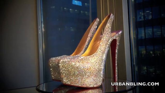 Urban Bling Christian Louboutin Daf Sling Crystal AB Strass смотреть онлайн